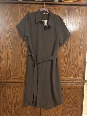 Women's Short-Sleeve Shirt Dress with Belt - Olive